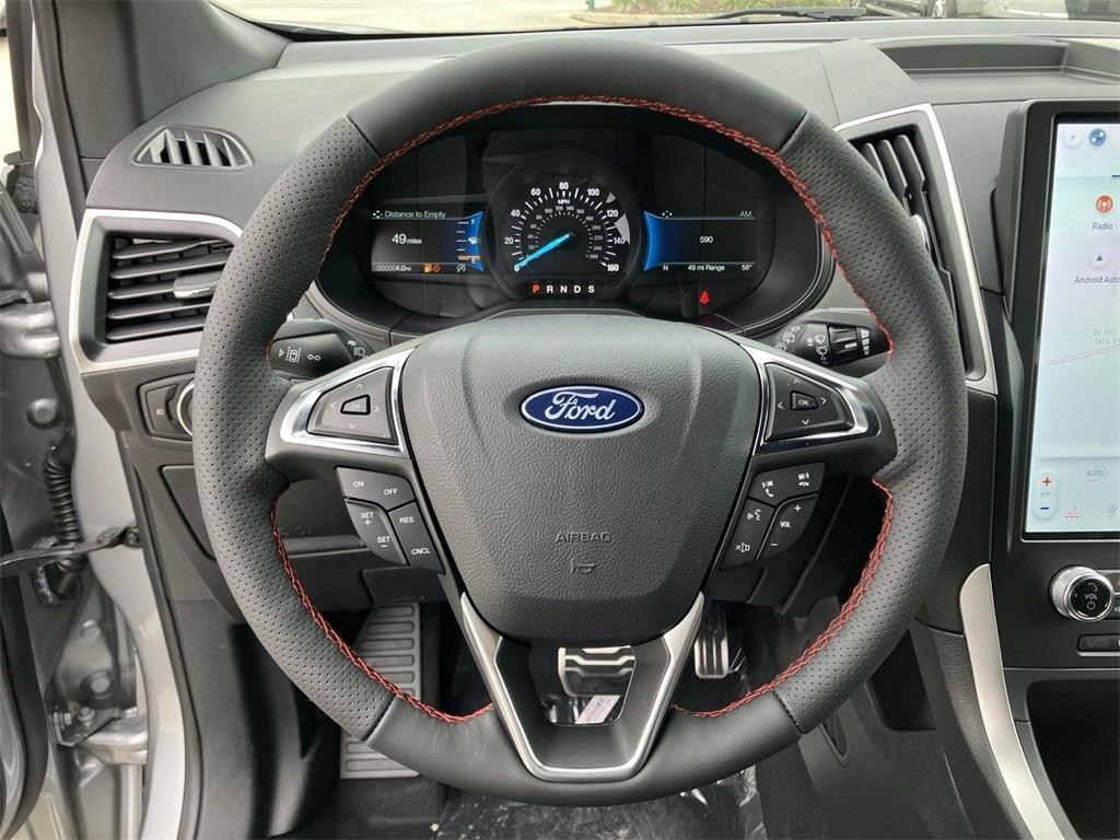 new 2024 Ford Edge car, priced at $37,630