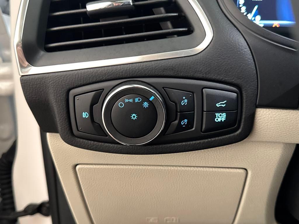 used 2024 Ford Edge car, priced at $35,900