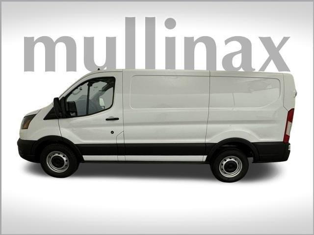 new 2024 Ford Transit-150 car