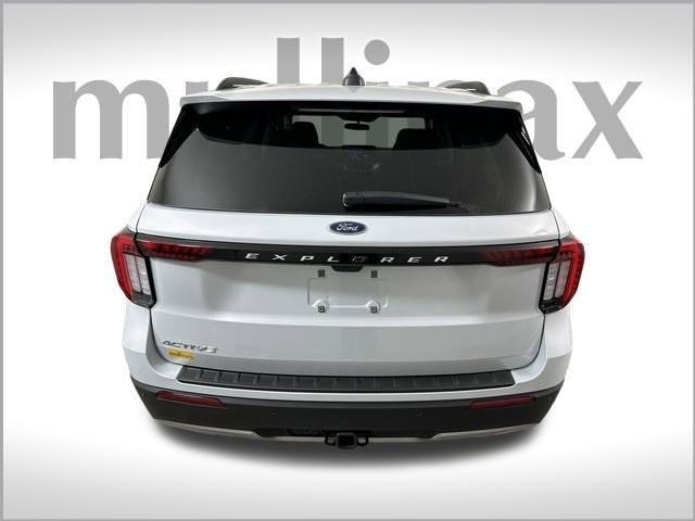 new 2025 Ford Explorer car, priced at $41,617