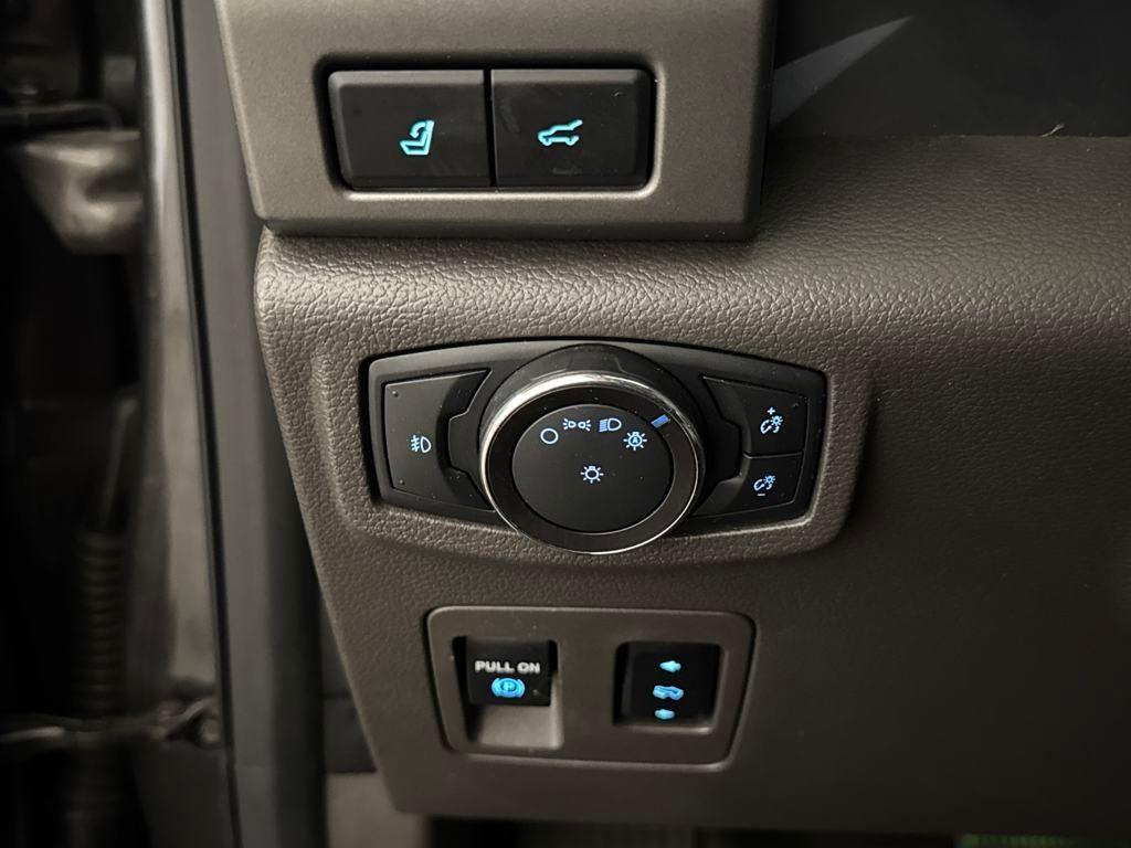 used 2018 Ford Expedition Max car, priced at $18,900