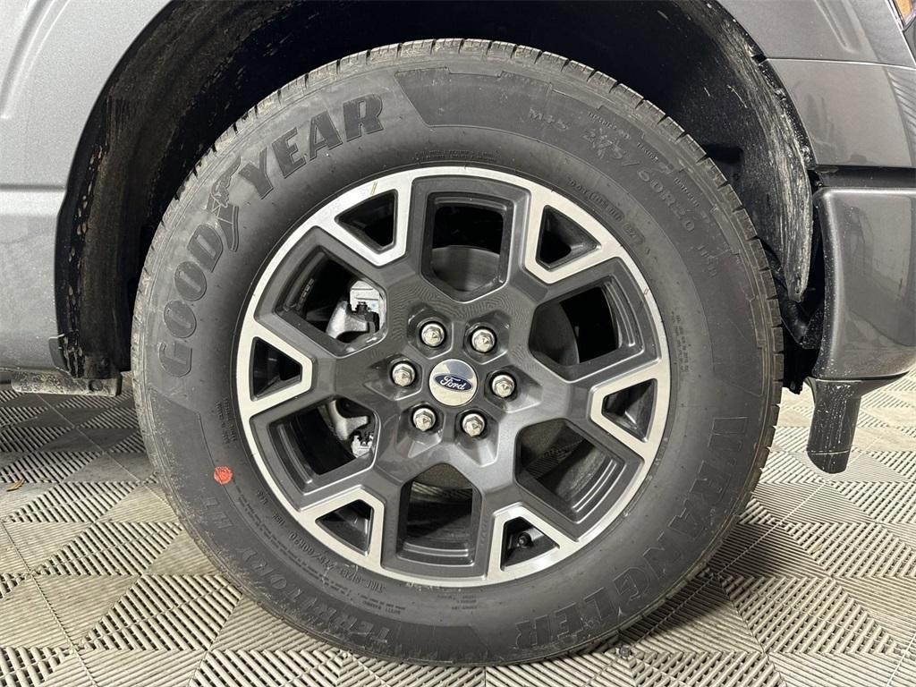 new 2025 Ford F-150 car, priced at $41,202