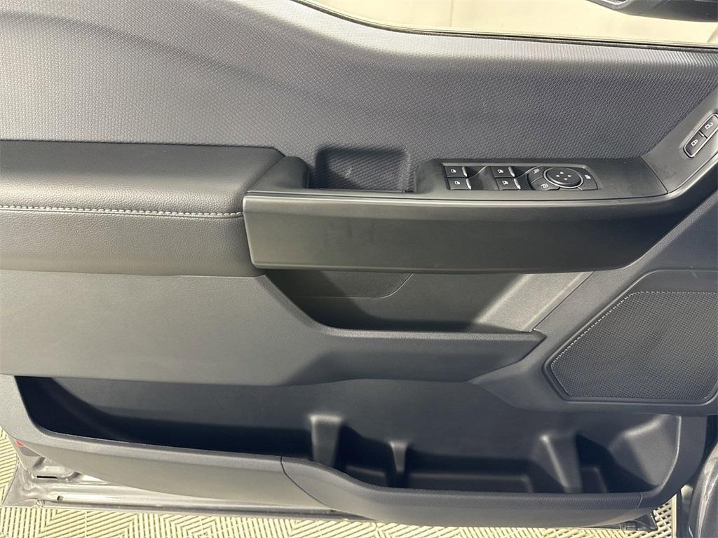 new 2025 Ford F-150 car, priced at $41,202