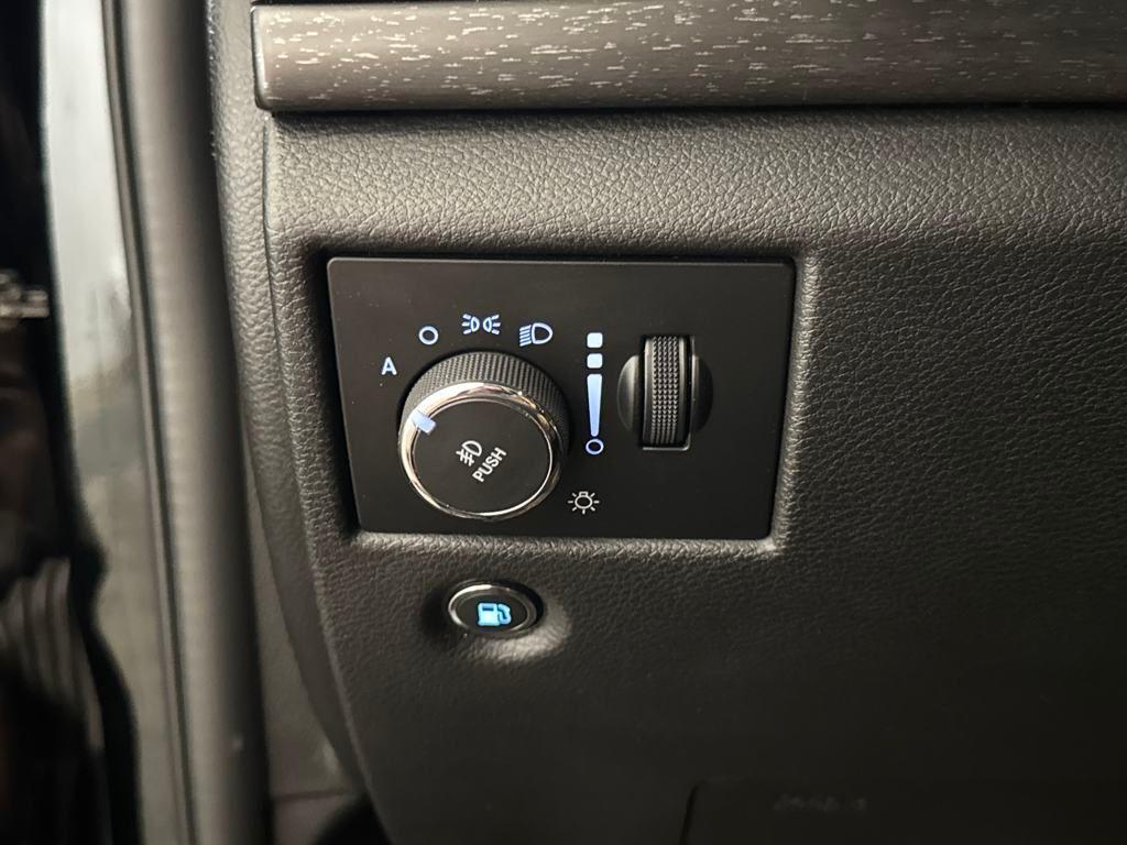 used 2018 Jeep Grand Cherokee car, priced at $19,500