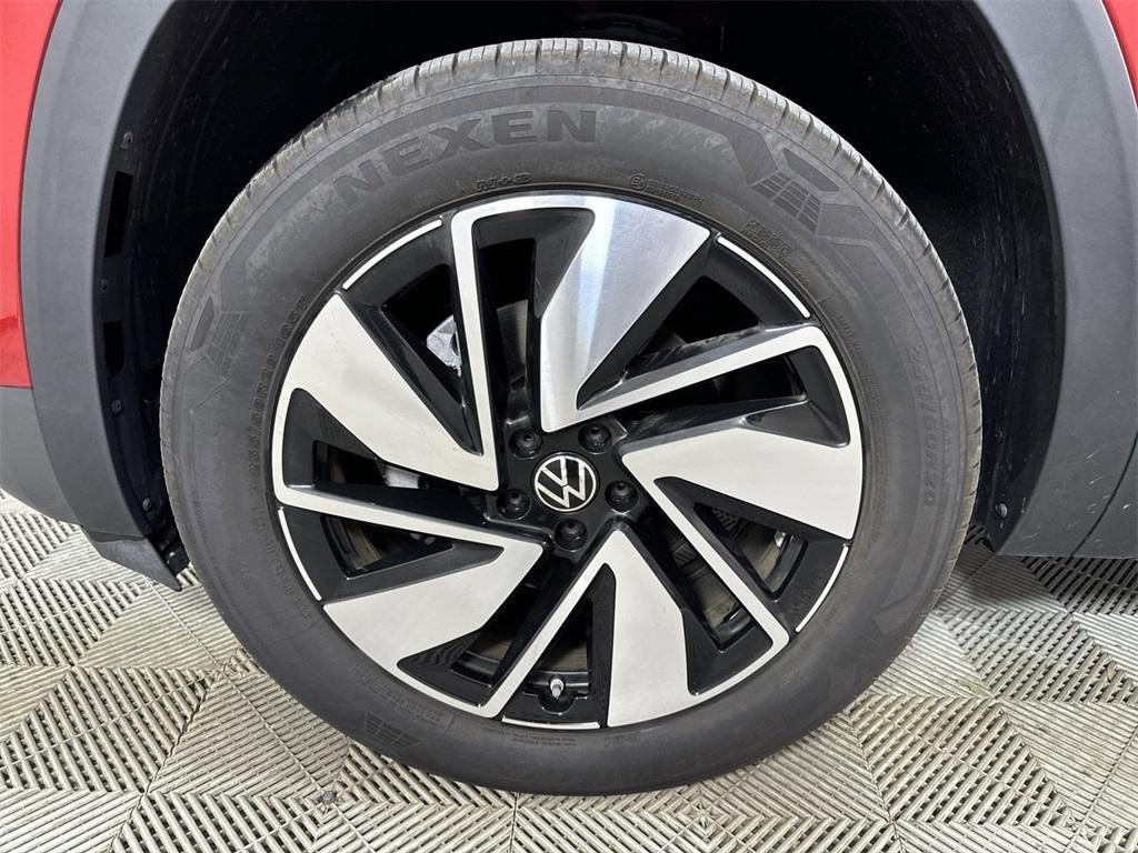 used 2024 Volkswagen Atlas car, priced at $34,900