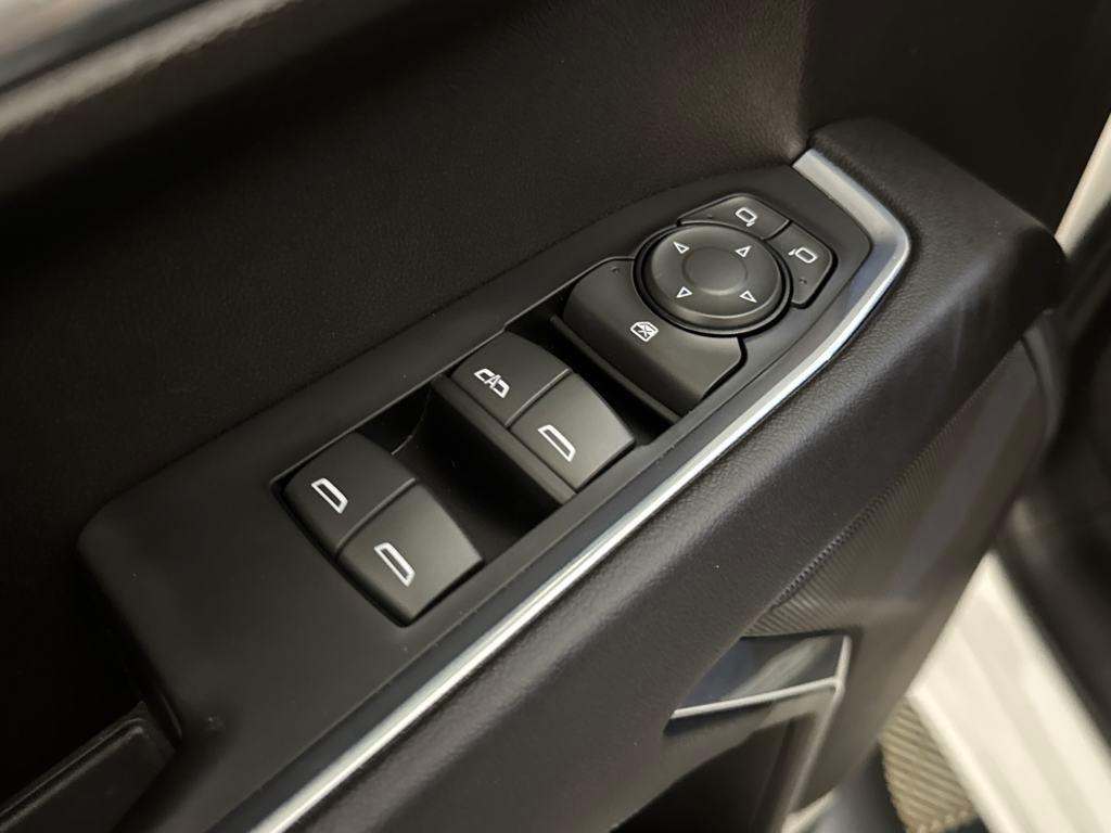 used 2023 Chevrolet Silverado 1500 car, priced at $42,900