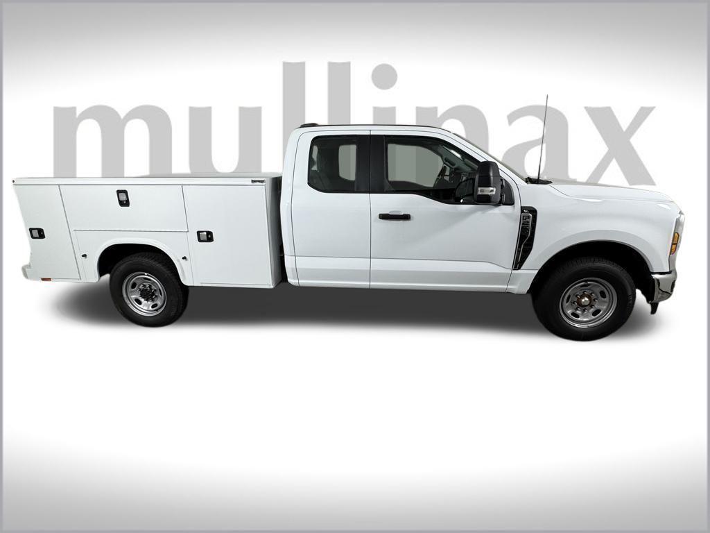 new 2025 Ford F-250 car, priced at $59,968
