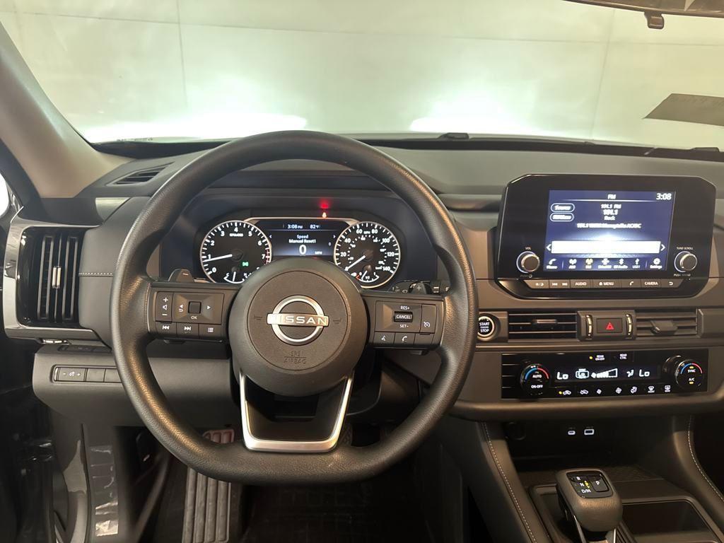 used 2024 Nissan Pathfinder car, priced at $30,500