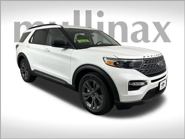 new 2024 Ford Explorer car, priced at $41,701