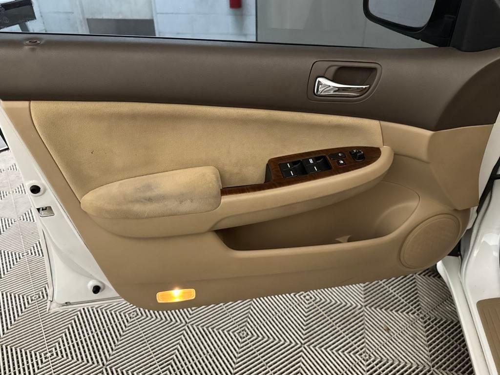used 2007 Honda Accord car, priced at $5,900