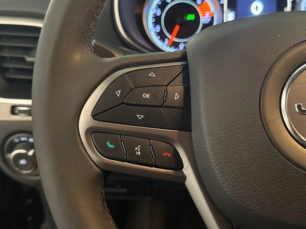 used 2020 Jeep Cherokee car, priced at $14,901