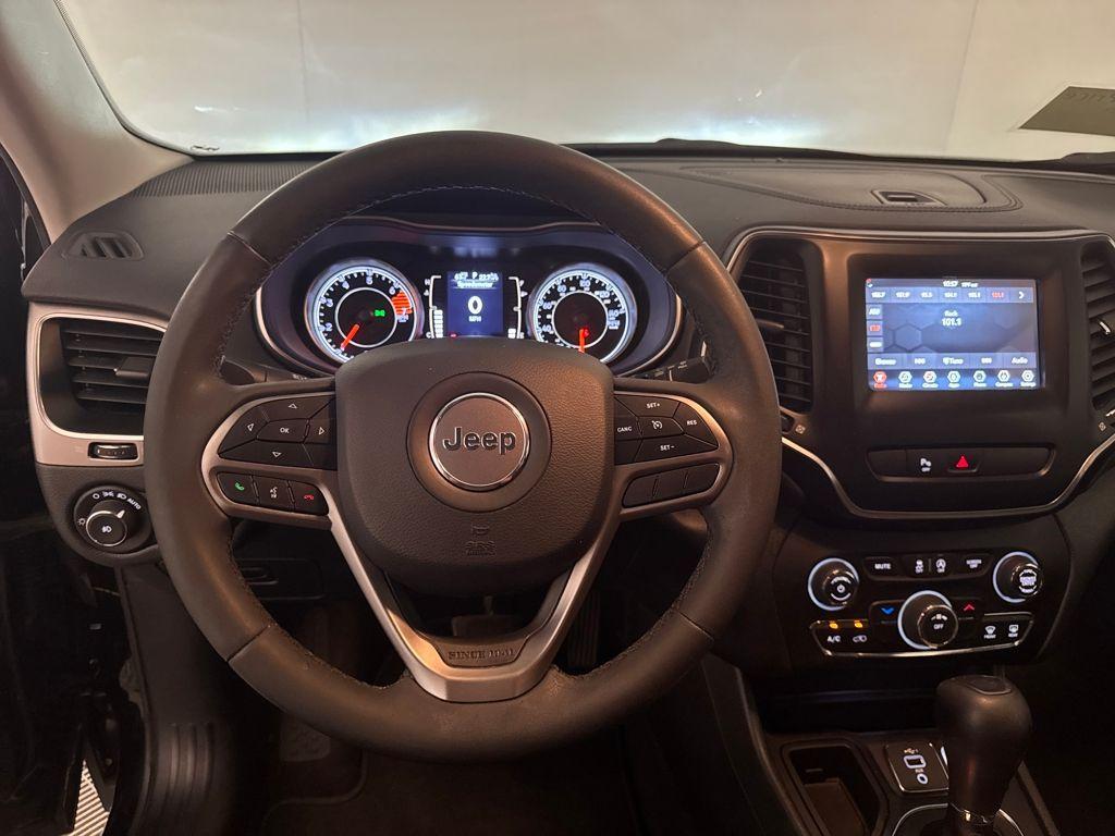 used 2020 Jeep Cherokee car, priced at $14,901