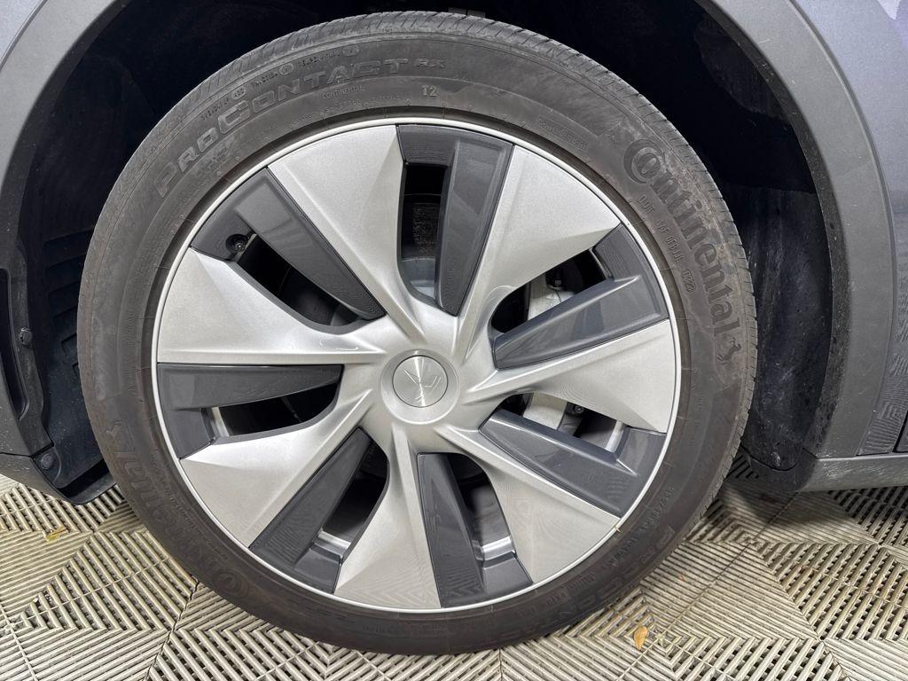 used 2023 Tesla Model Y car, priced at $32,000