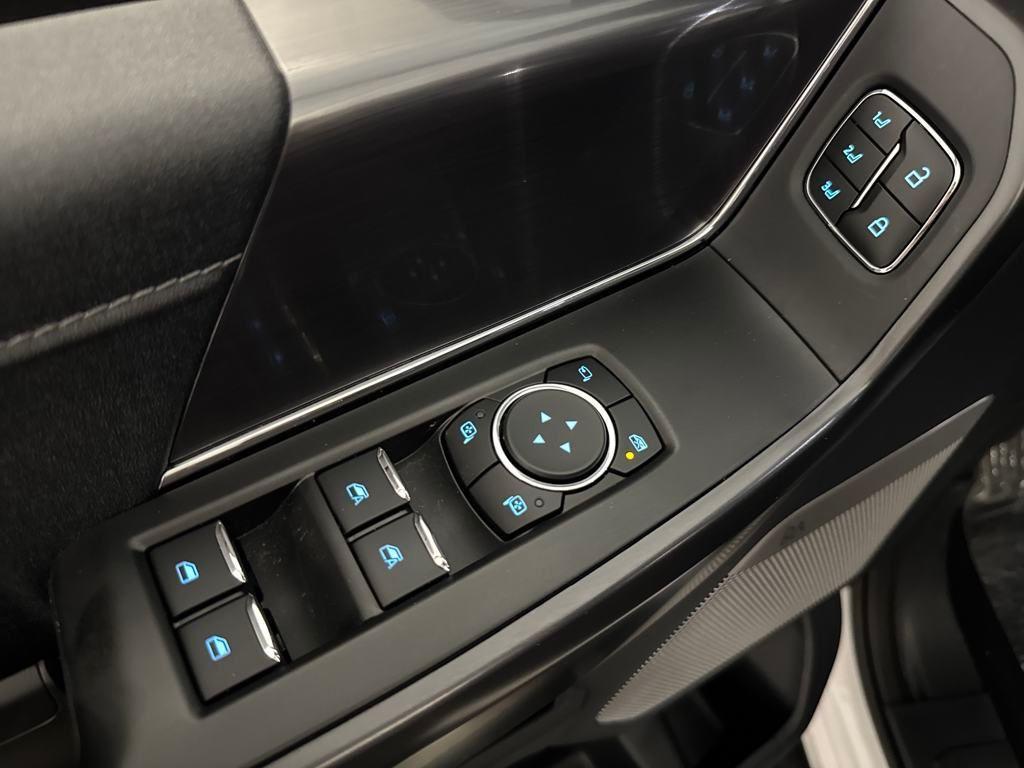 new 2025 Ford F-150 car, priced at $61,328