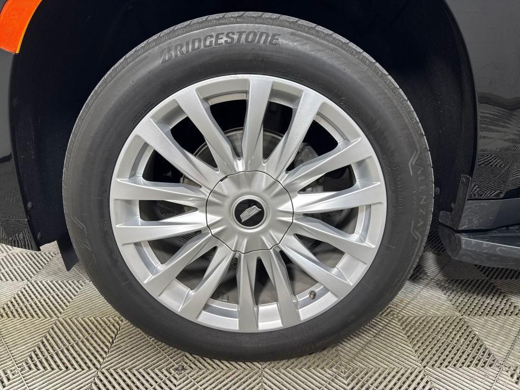 used 2021 Cadillac Escalade ESV car, priced at $44,500