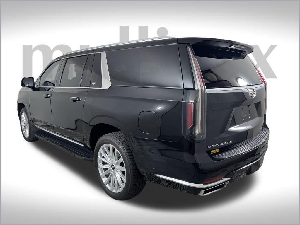 used 2021 Cadillac Escalade ESV car, priced at $44,500