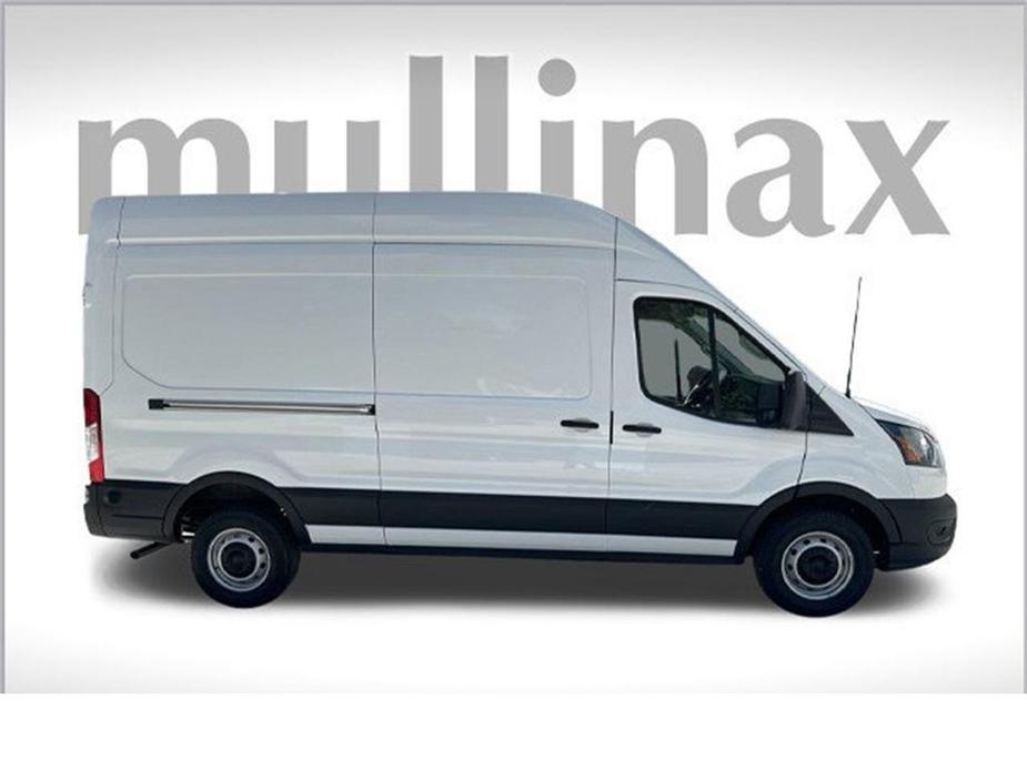 new 2024 Ford Transit-250 car