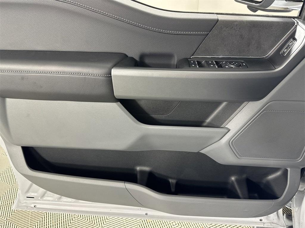 new 2025 Ford F-150 car, priced at $55,359