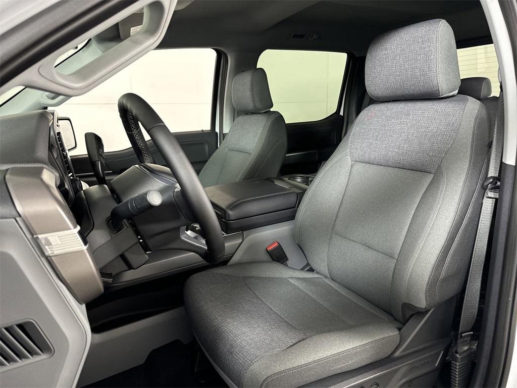 new 2025 Ford F-150 car, priced at $55,359