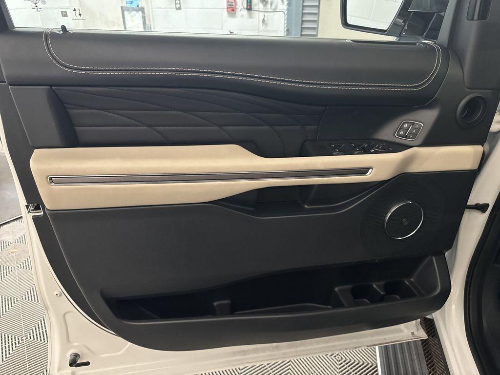 used 2022 Ford Expedition car, priced at $53,000