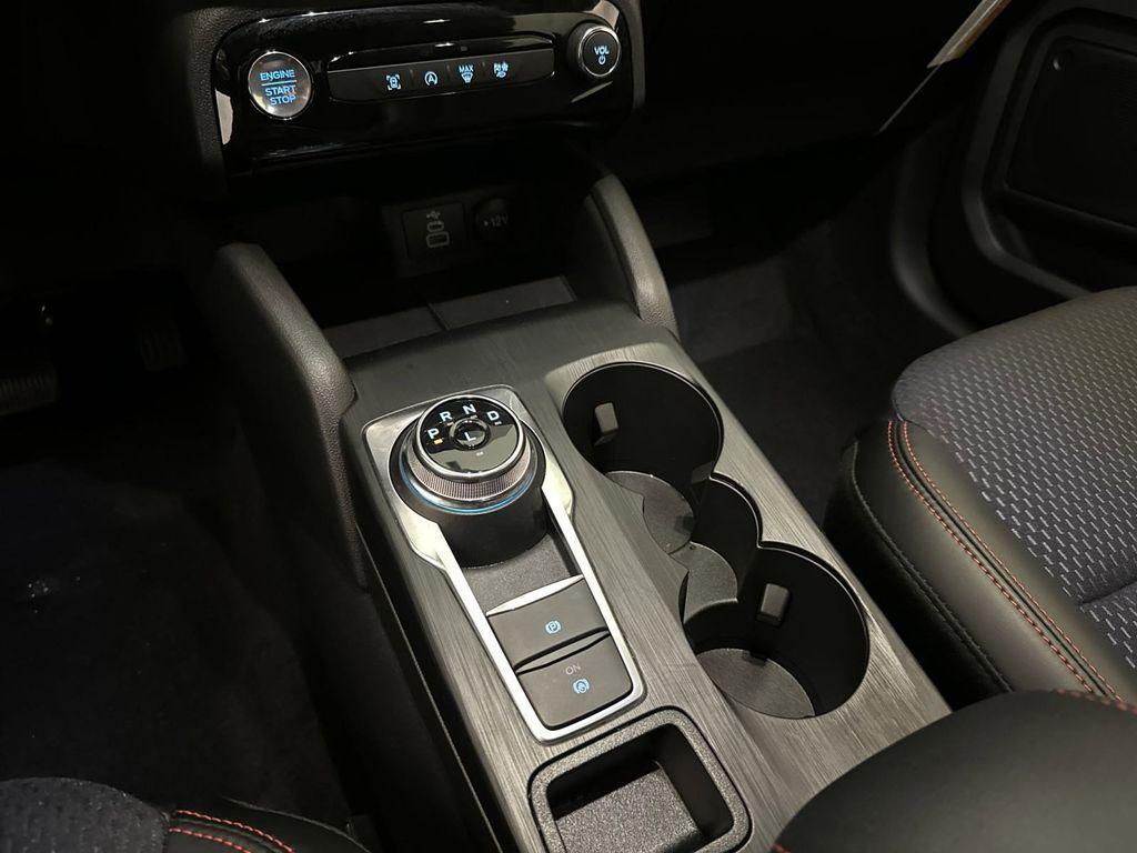new 2025 Ford Escape car, priced at $29,135