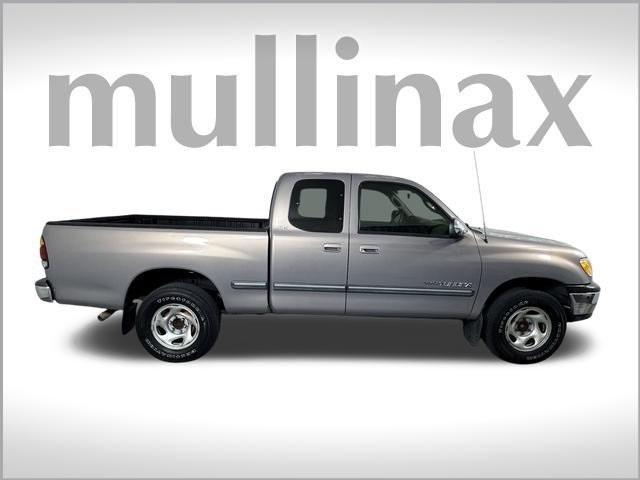 used 2002 Toyota Tundra car, priced at $7,900