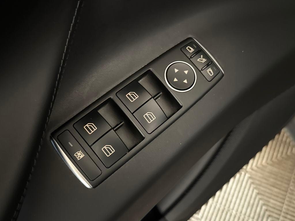 used 2021 Tesla Model X car, priced at $31,900