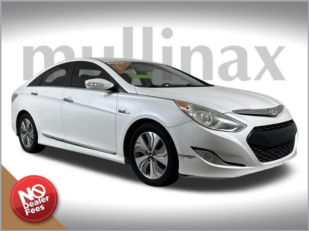 used 2013 Hyundai Sonata Hybrid car, priced at $6,900