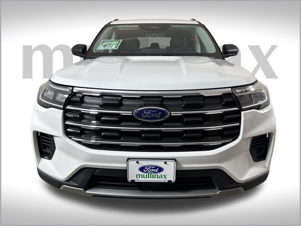 new 2025 Ford Explorer car, priced at $40,116