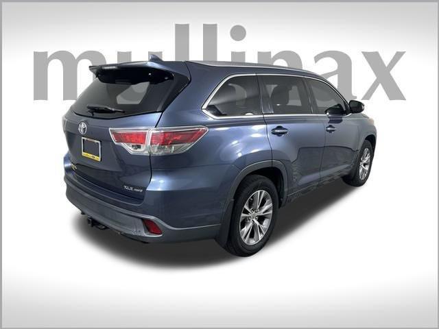 used 2015 Toyota Highlander car, priced at $16,500