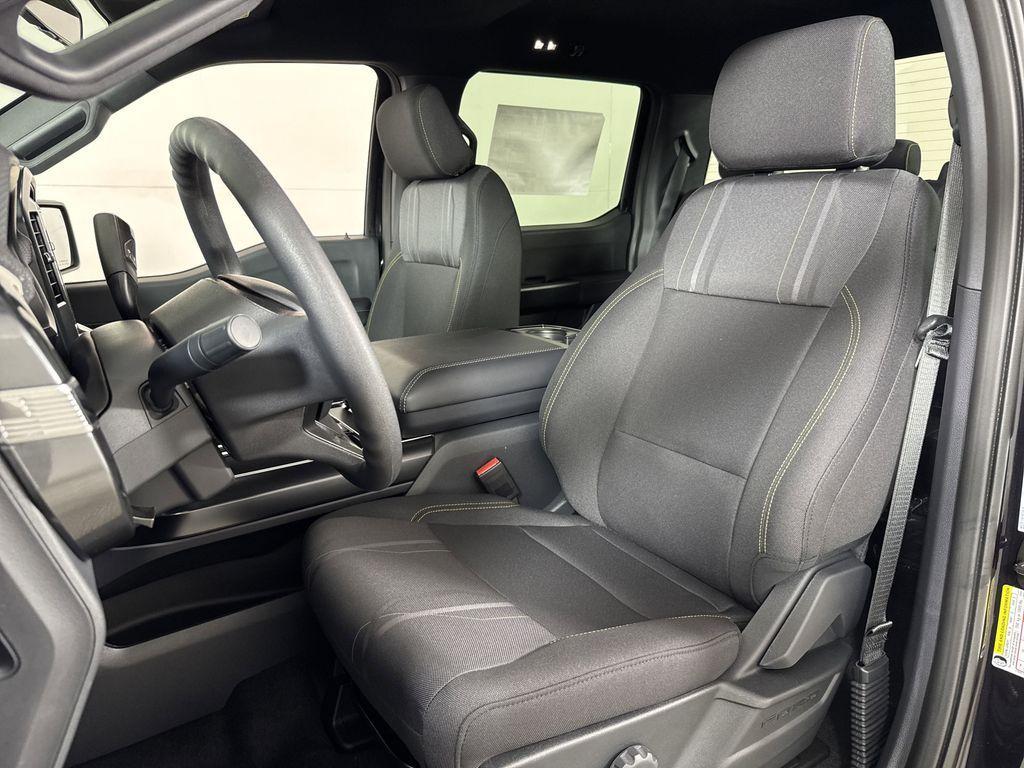 new 2025 Ford F-150 car, priced at $45,627