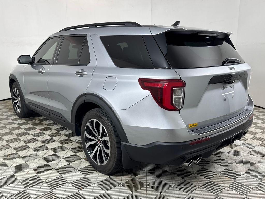 used 2022 Ford Explorer car, priced at $39,900