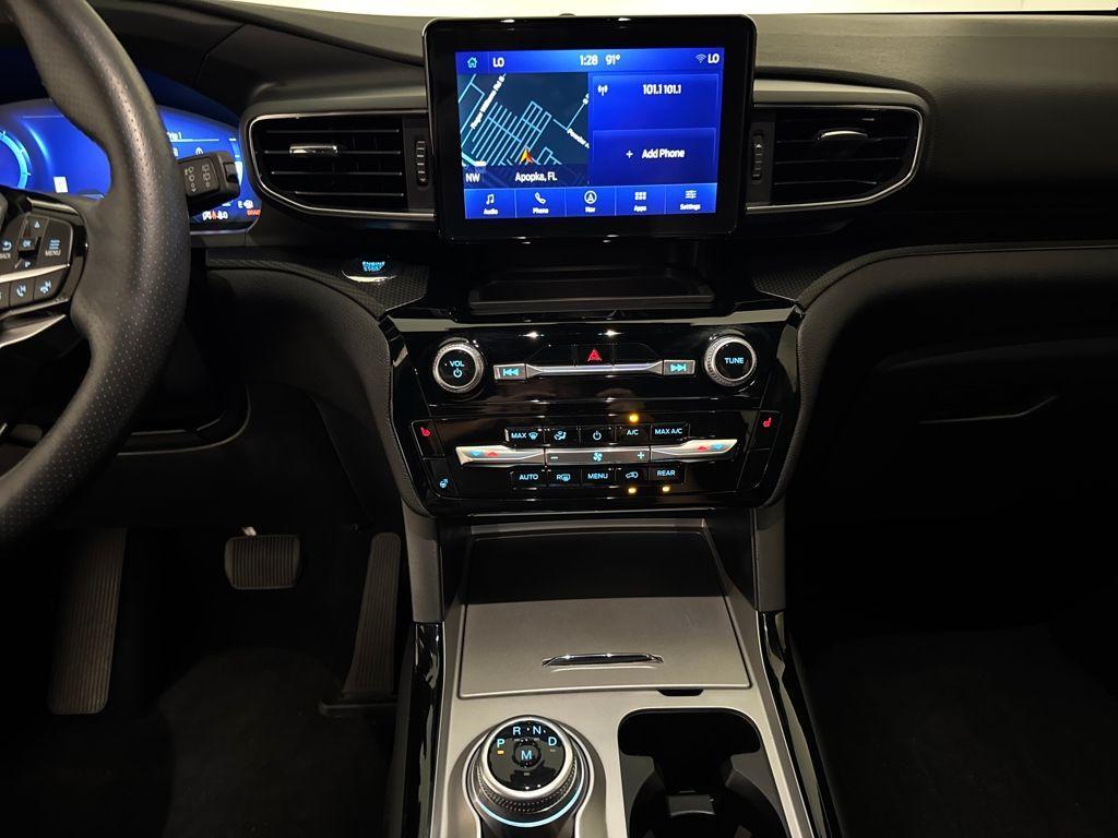 used 2022 Ford Explorer car, priced at $39,900