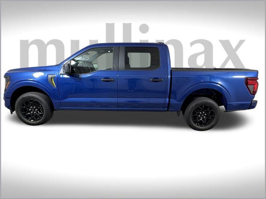 new 2025 Ford F-150 car, priced at $40,495