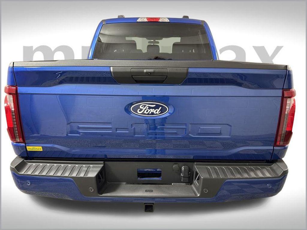 new 2025 Ford F-150 car, priced at $40,495
