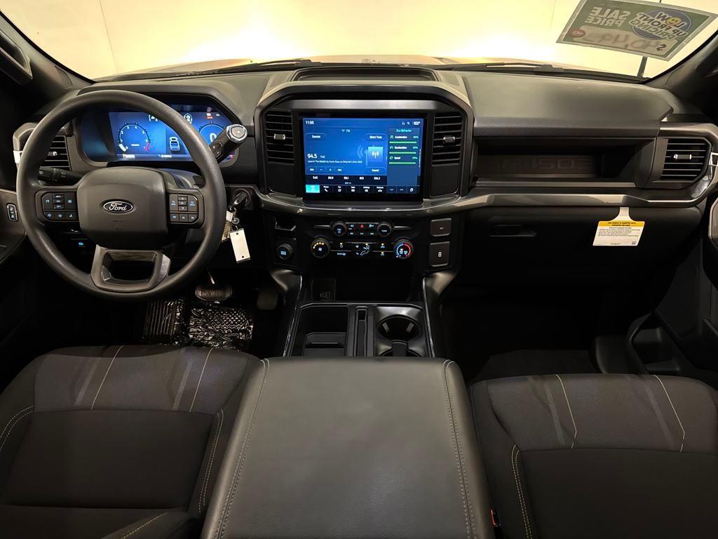 new 2025 Ford F-150 car, priced at $40,252