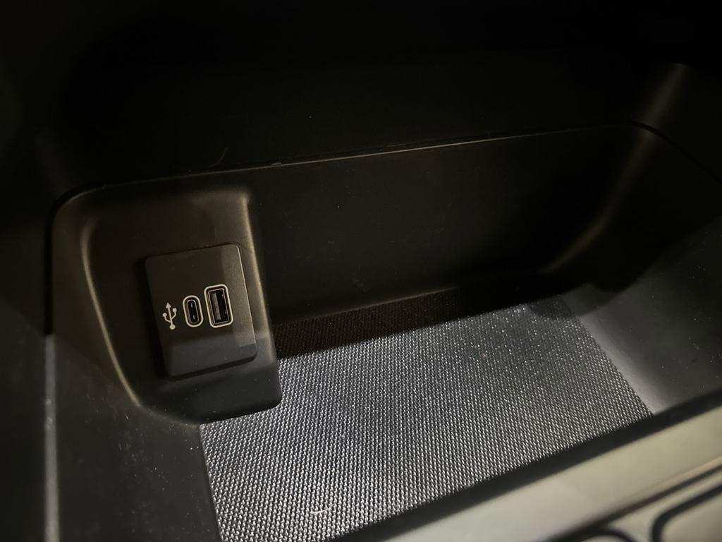 new 2025 Ford F-150 car, priced at $40,495