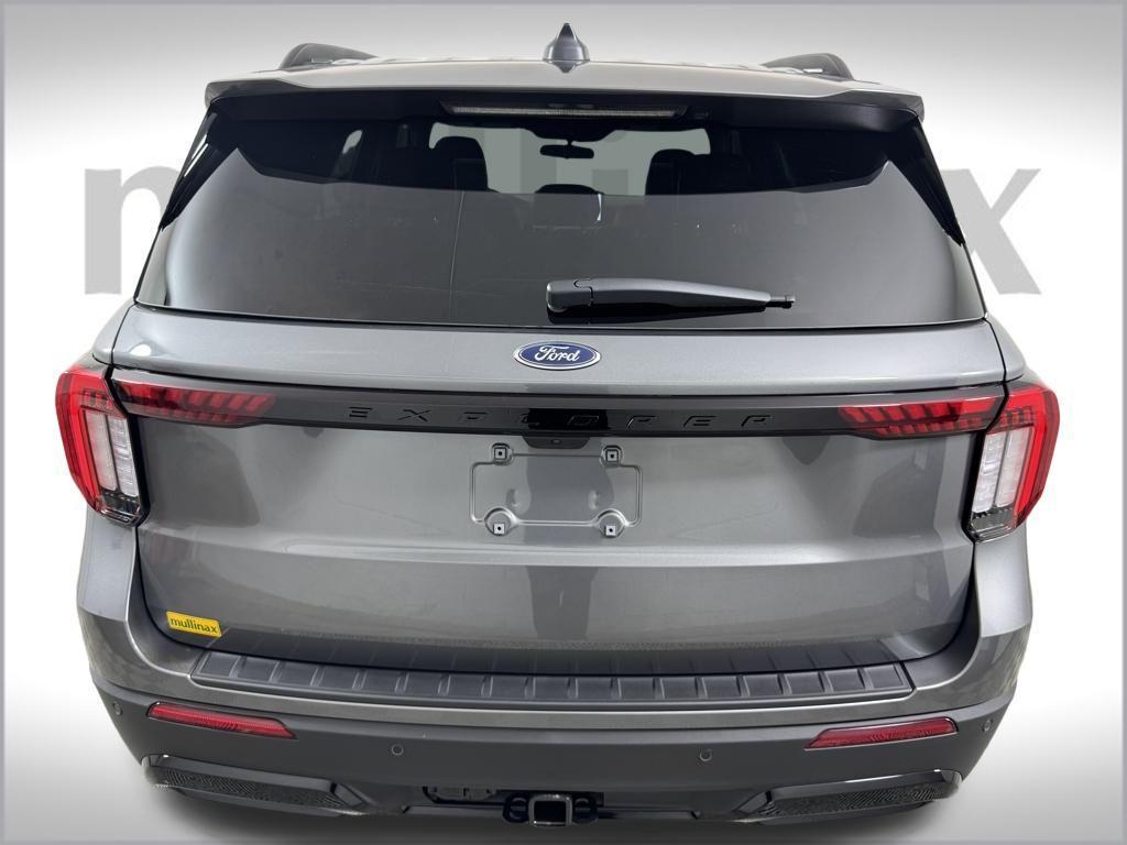 new 2025 Ford Explorer car, priced at $44,141