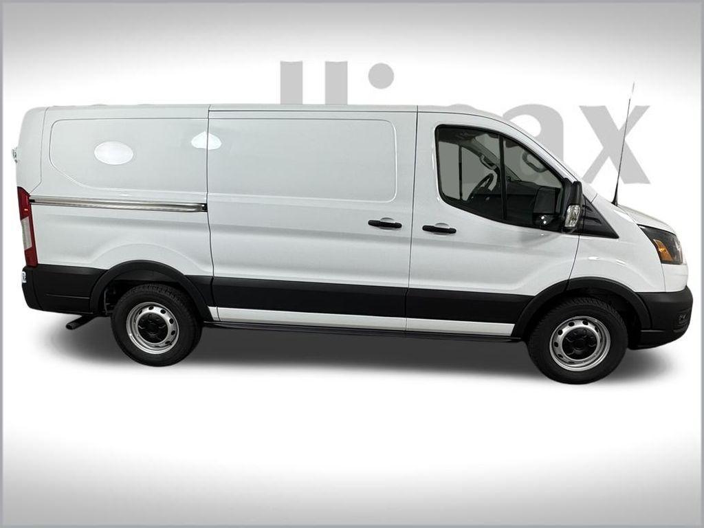 new 2025 Ford Transit-150 car