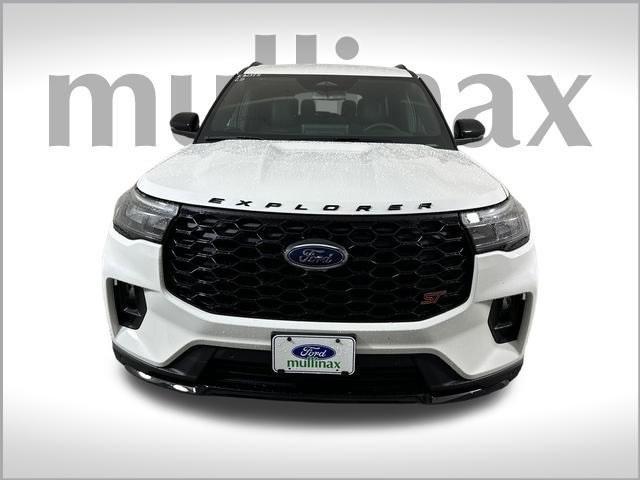 new 2025 Ford Explorer car, priced at $55,479