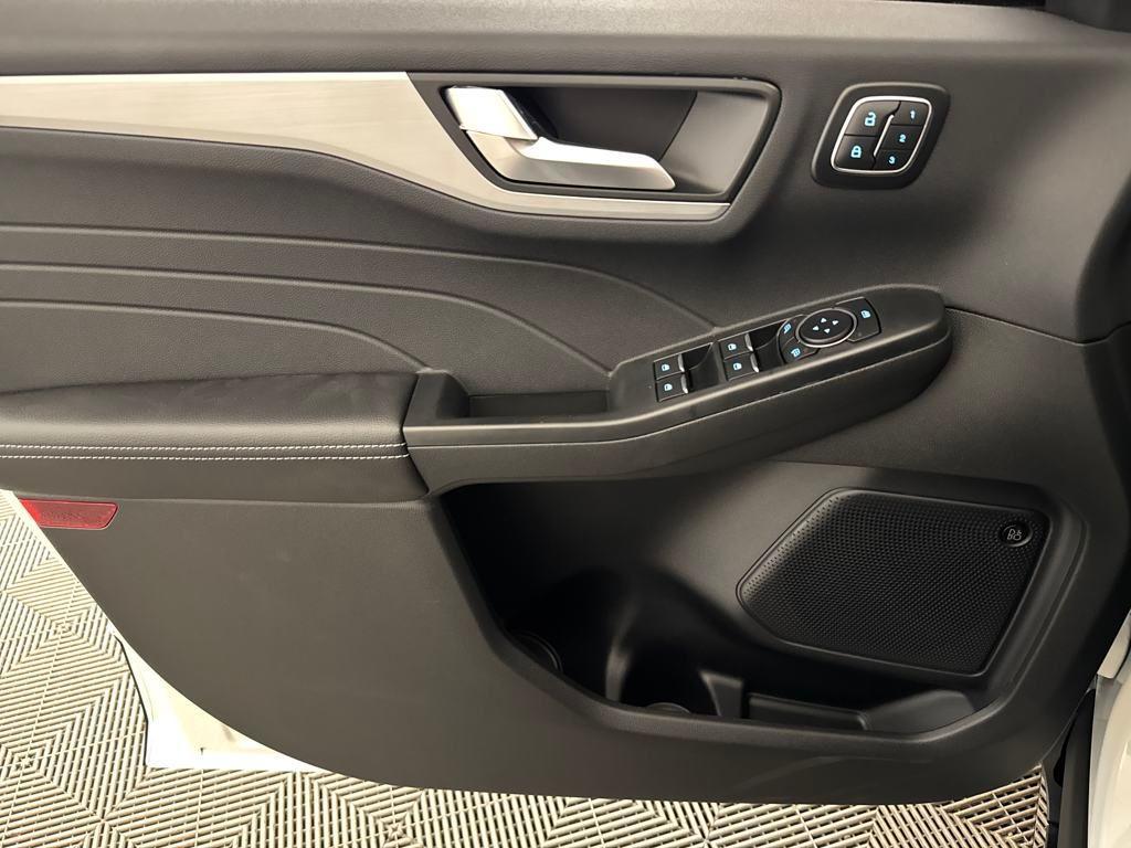 new 2025 Ford Escape car, priced at $39,116