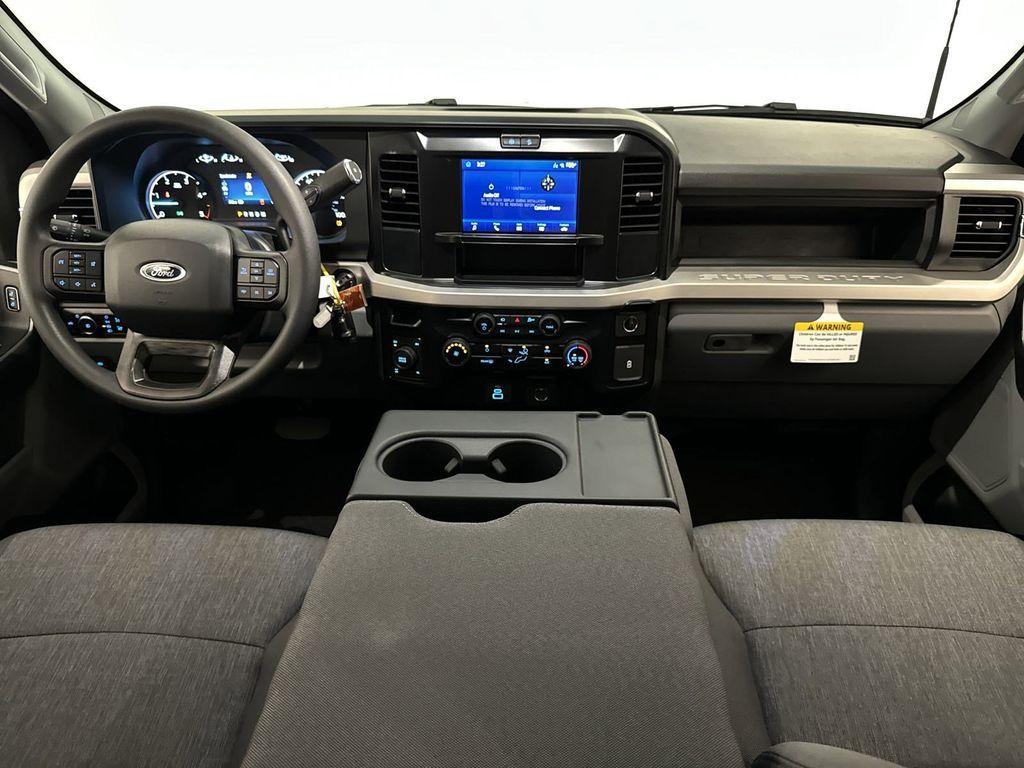 new 2025 Ford F-250 car, priced at $65,668