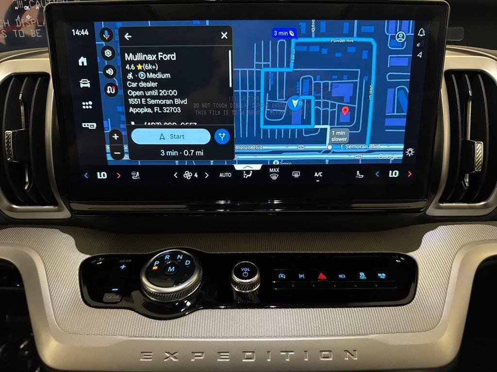new 2025 Ford Expedition car, priced at $65,872