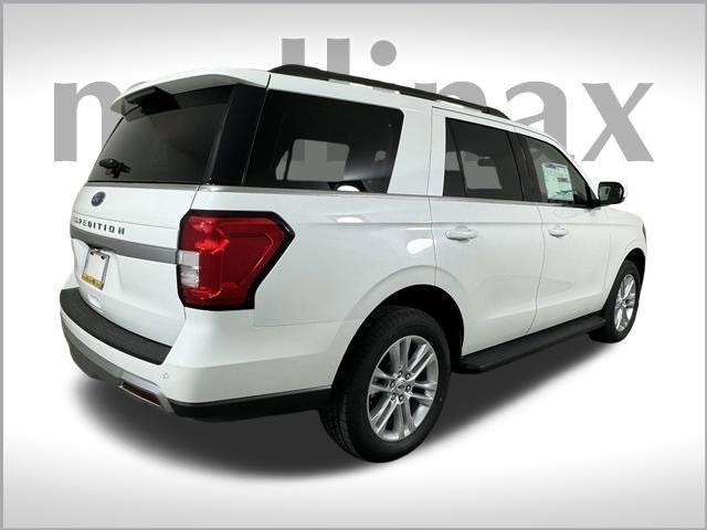 new 2024 Ford Expedition car, priced at $55,975