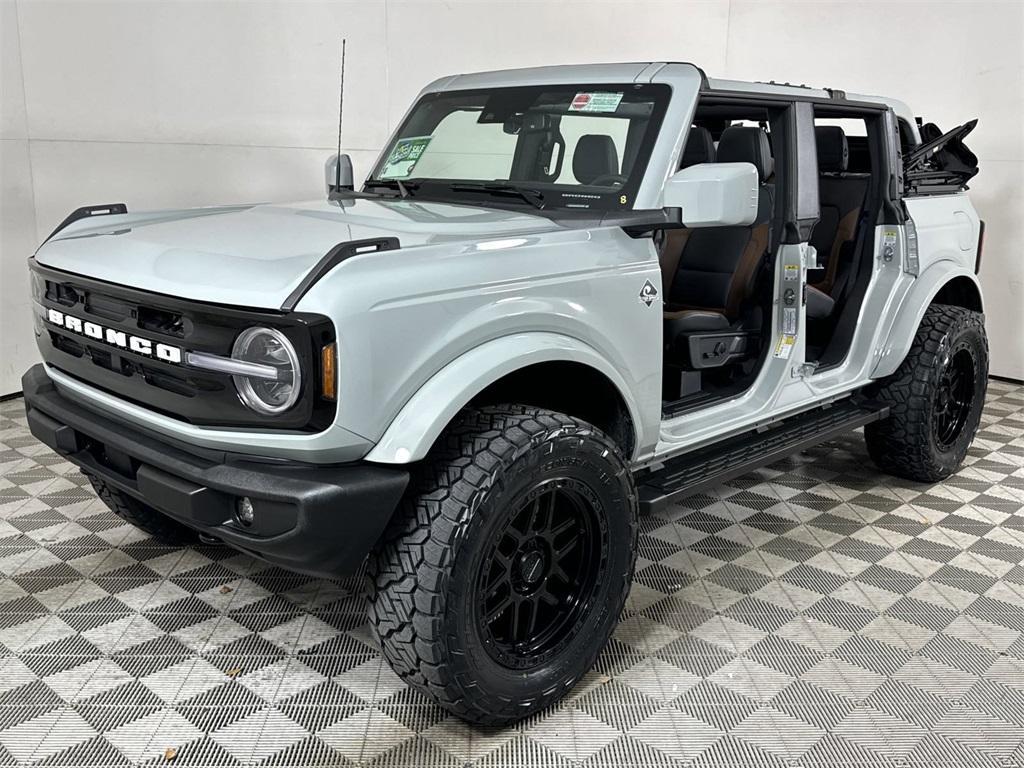 new 2024 Ford Bronco car, priced at $53,256