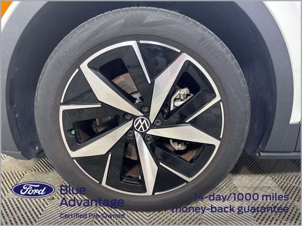 used 2023 Volkswagen ID.4 car, priced at $21,000
