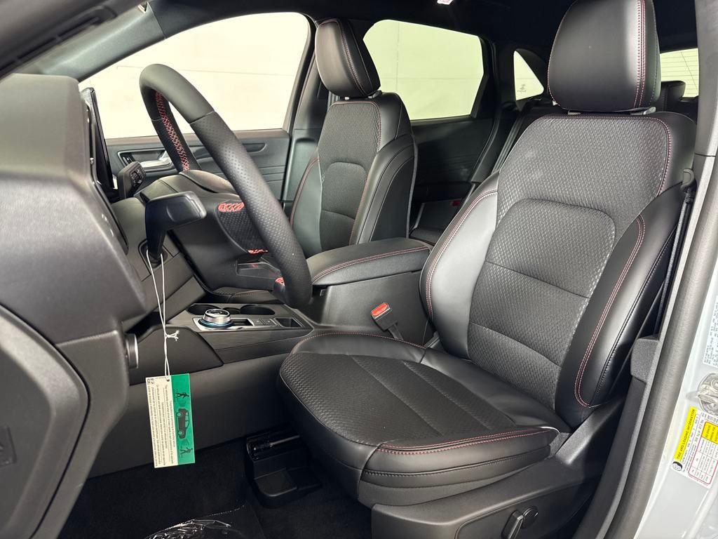 new 2025 Ford Escape car, priced at $32,034