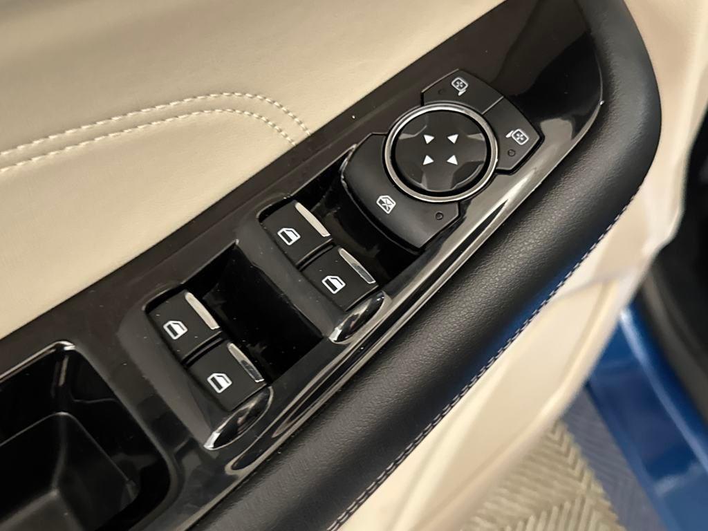 used 2020 Ford Edge car, priced at $19,900
