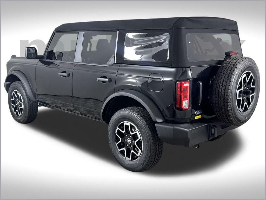 new 2025 Ford Bronco car, priced at $41,722