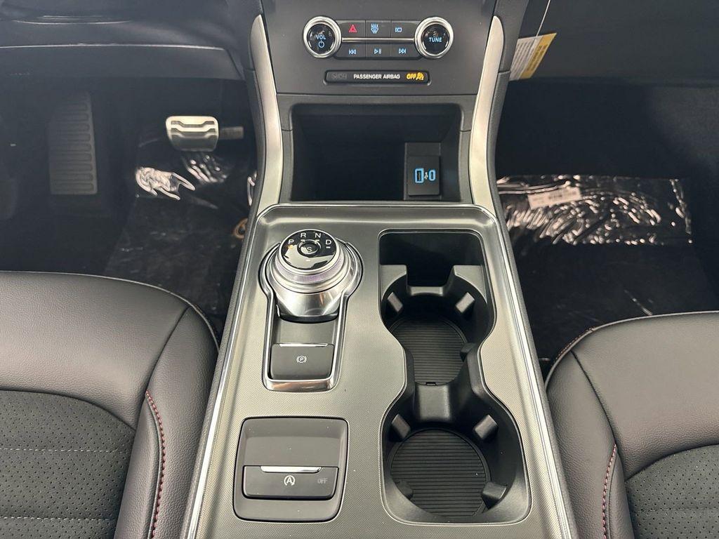 new 2024 Ford Edge car, priced at $37,815